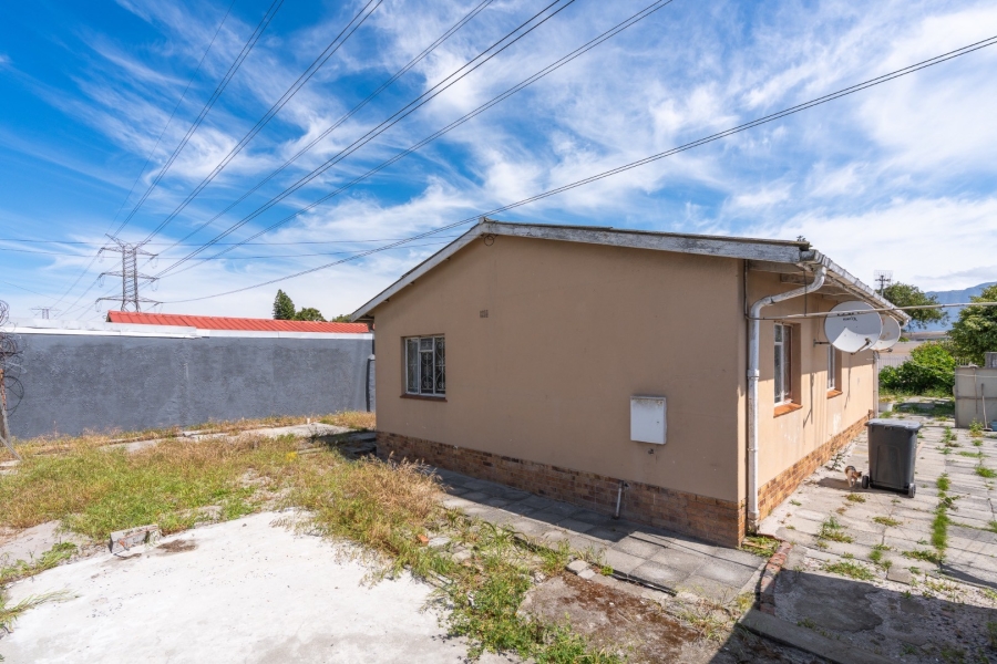 3 Bedroom Property for Sale in Gatesville Western Cape